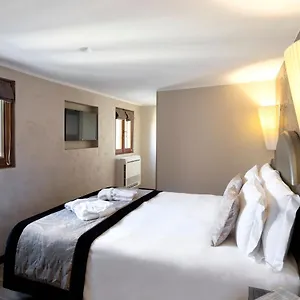 Alle Guglie Boutique Otel